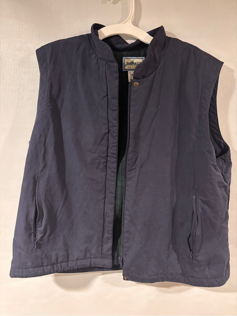 Pendleton Men's Navy Quilted Vest